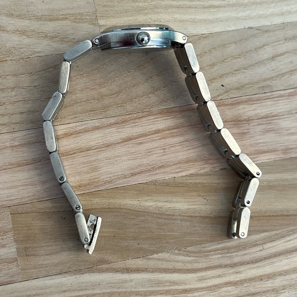 Anne Klein Ladies Watch Blue Dial Stainless Water Resistant 100 - Picture 6 of 10